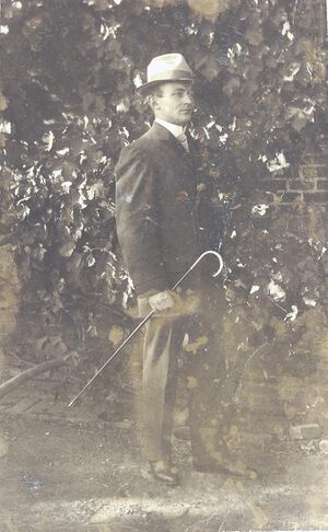 Bi000905.jpg